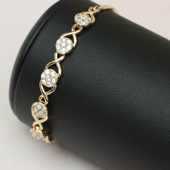 "Elegant Rose Gold Plated Bracelet with Crystal Accents, XPAB0700 - Picture 1 of 12